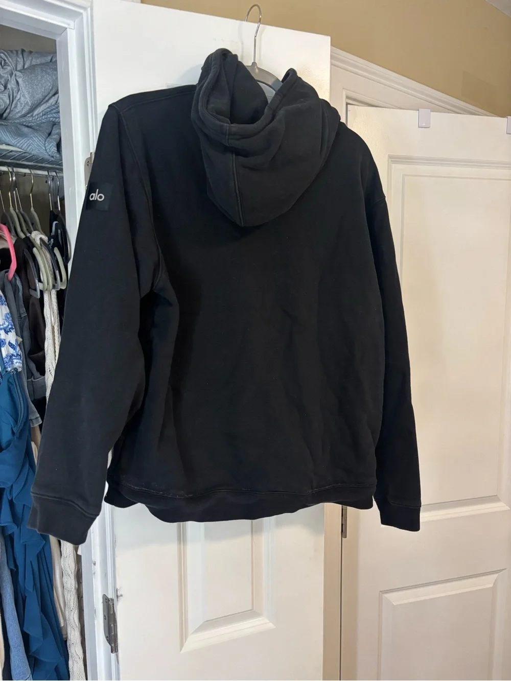 ALO Women's Black Renown Heavy Weight Hoodie size Small
